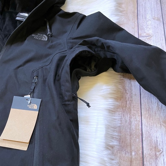 The North Face Women’s Inlux Insulated Waterproof Black Jacket - Picture 4 of 9